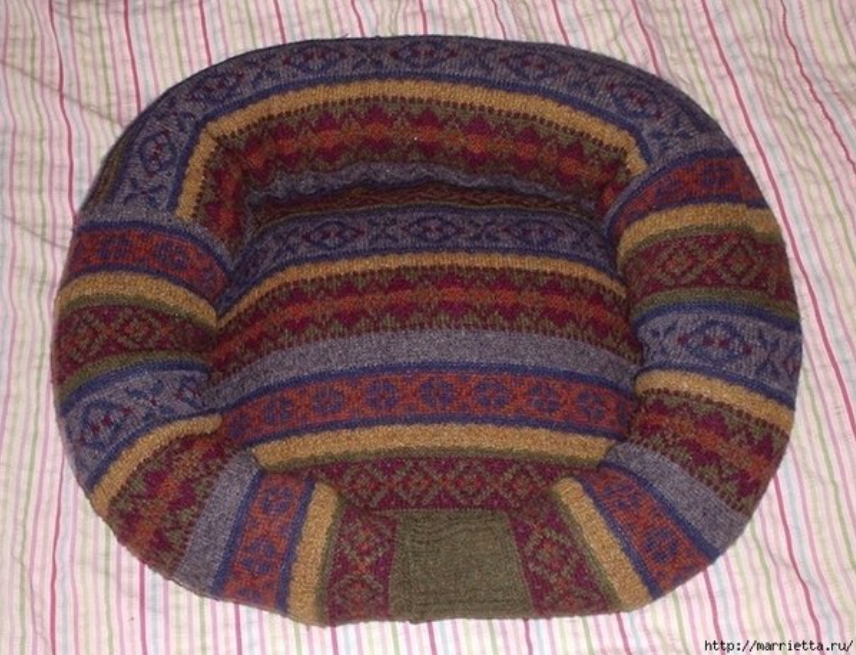 Dog Bed - Sweater
