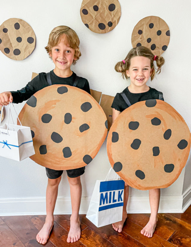Costume (Cookie) - Cardboard