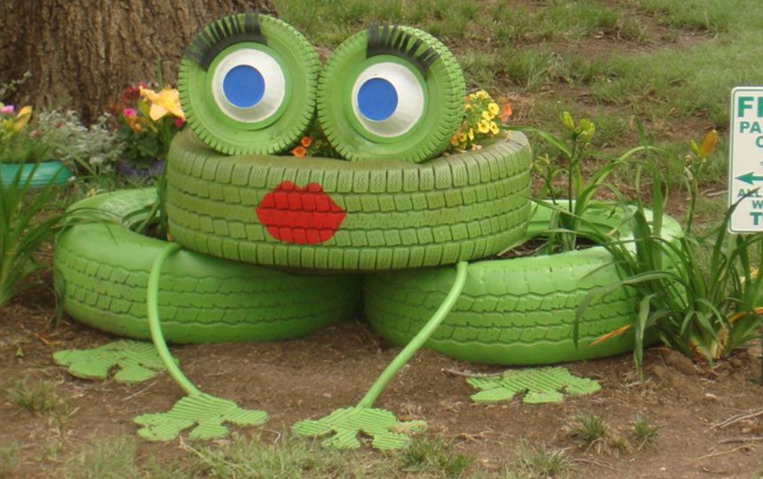 Frog - Tire