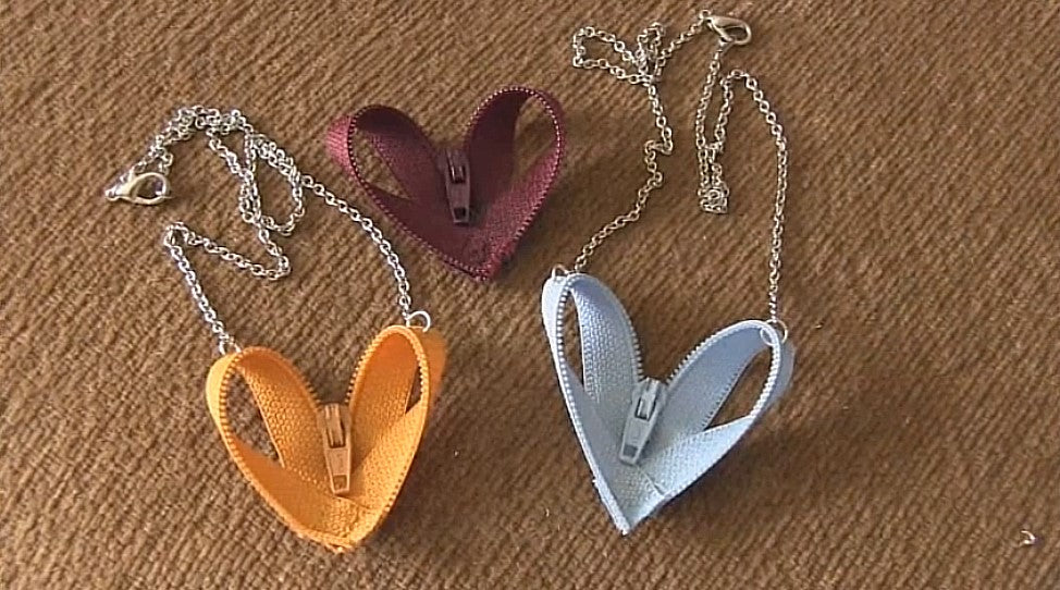 Heart Necklace - Zipper
