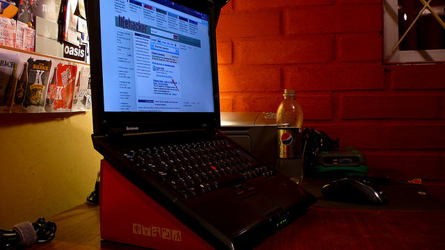 Laptop Stand - Shoe Box