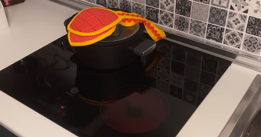 Pot Holder - Bra