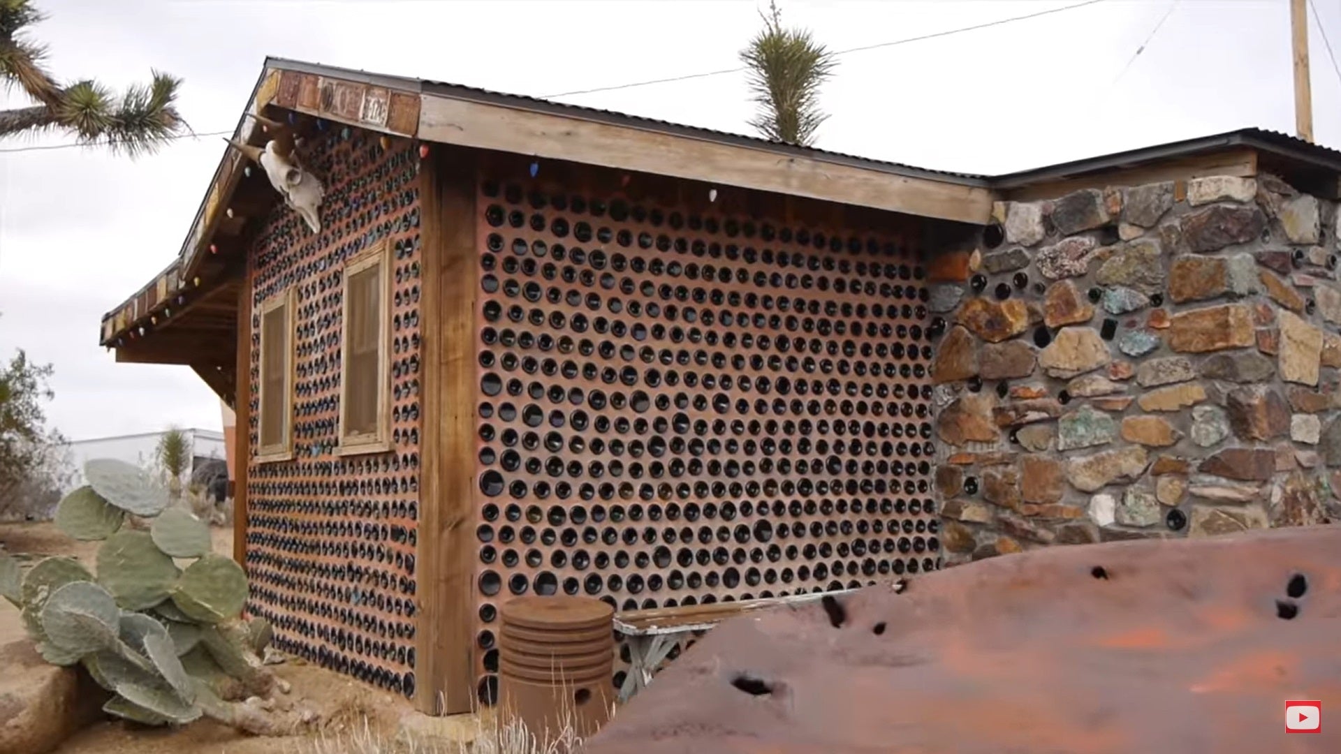 Shed (Tiny House) - Wine Bottle