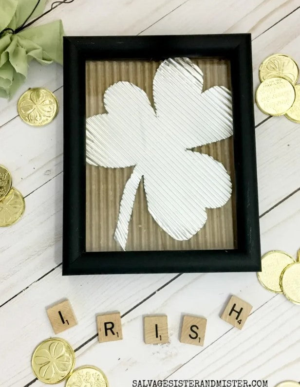 Wall Art (Shamrock) - Cardboard