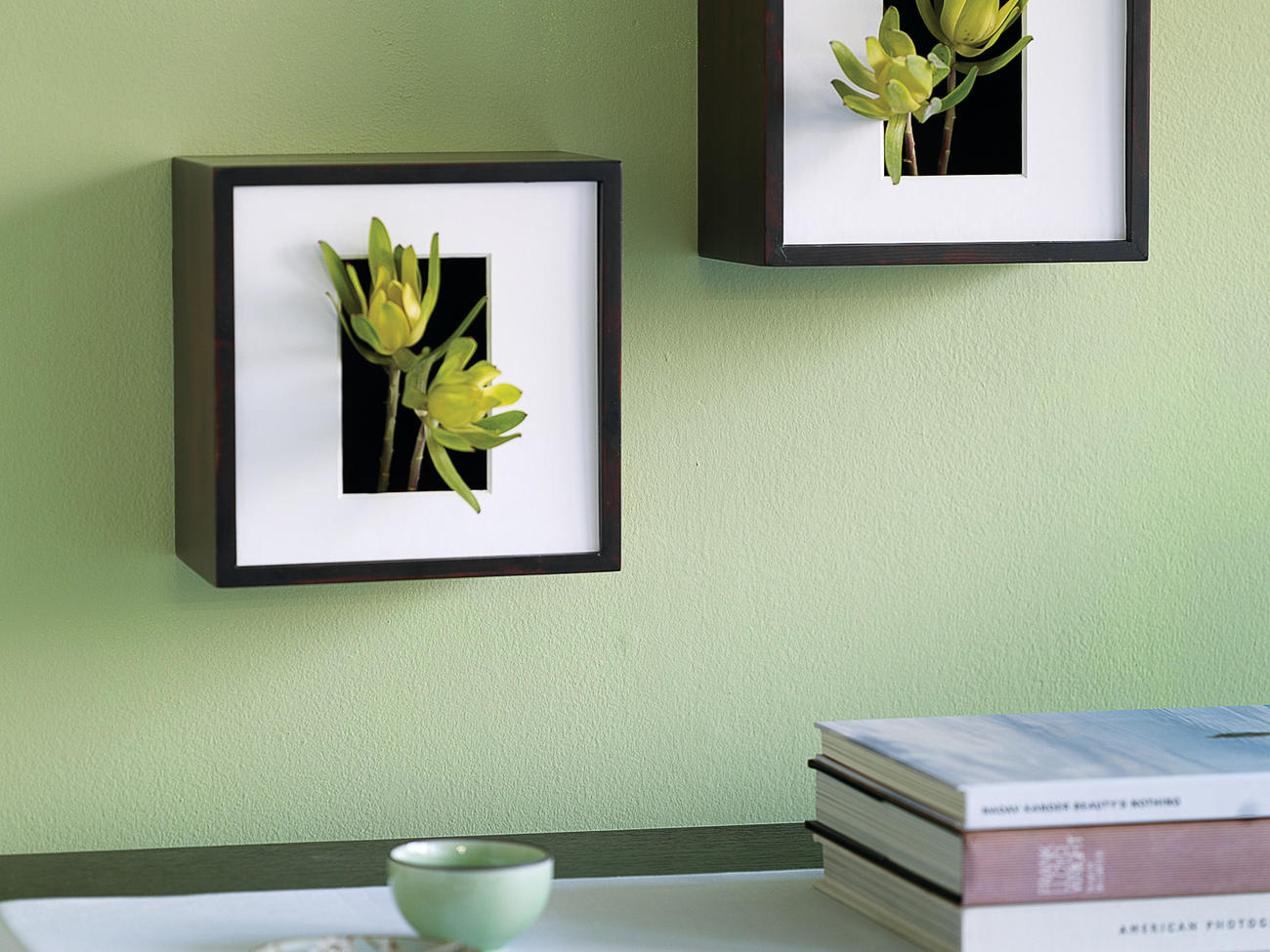Wall Vase - Frame