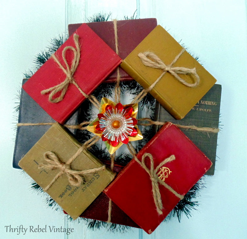 Wreath (Christmas) - Book